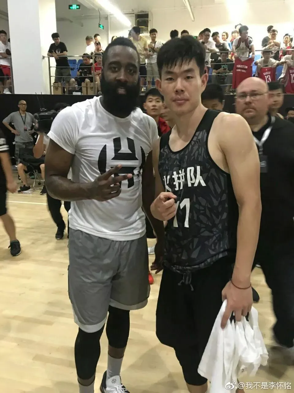 如何通过模拟比赛环境提高篮板实战能力?_2